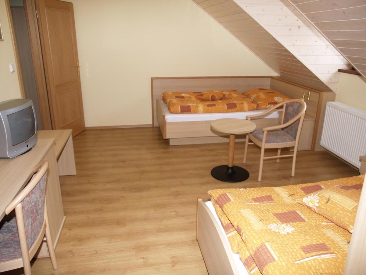 Hotel Svaty Tomas Přední Výtoň 외부 사진