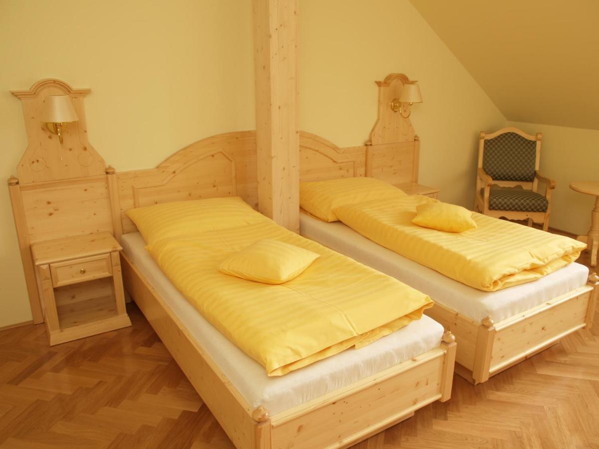 Hotel Svaty Tomas Přední Výtoň 외부 사진