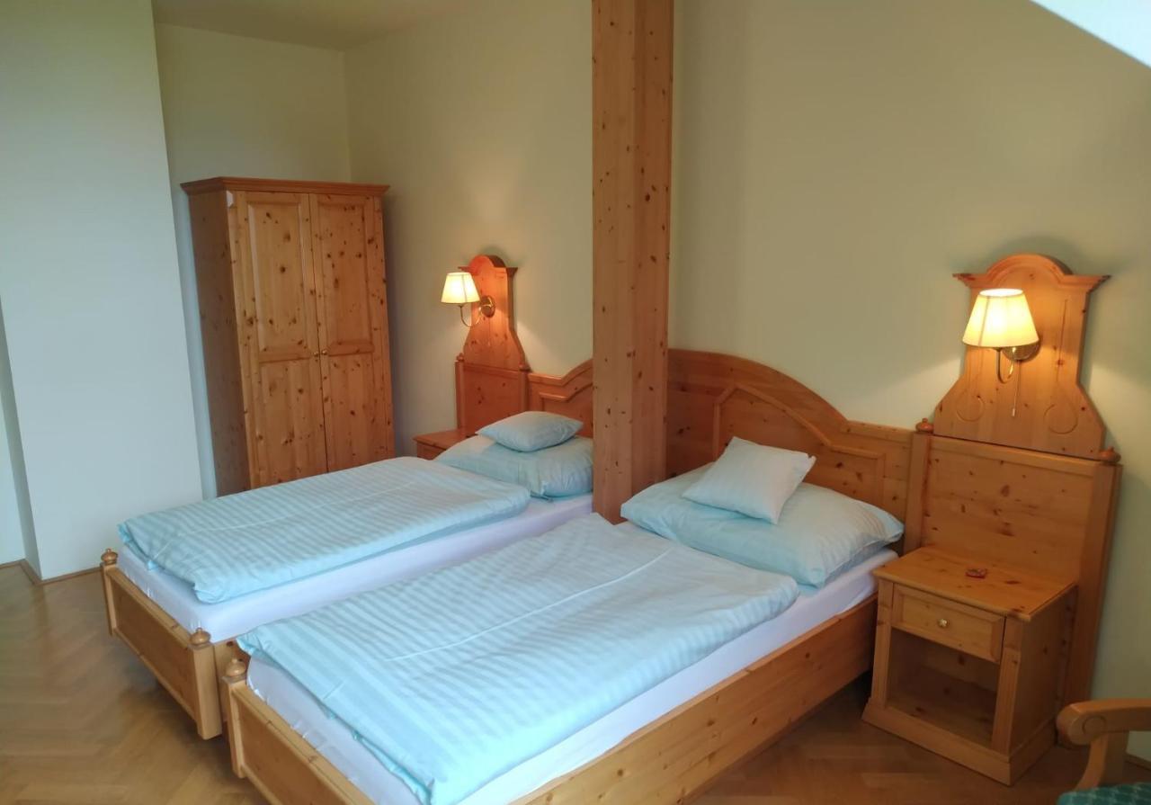 Hotel Svaty Tomas Přední Výtoň 외부 사진