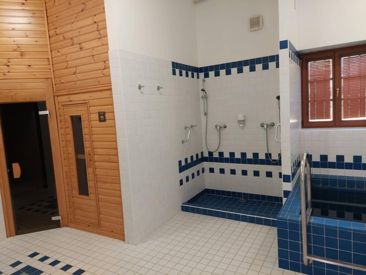 Hotel Svaty Tomas Přední Výtoň 외부 사진