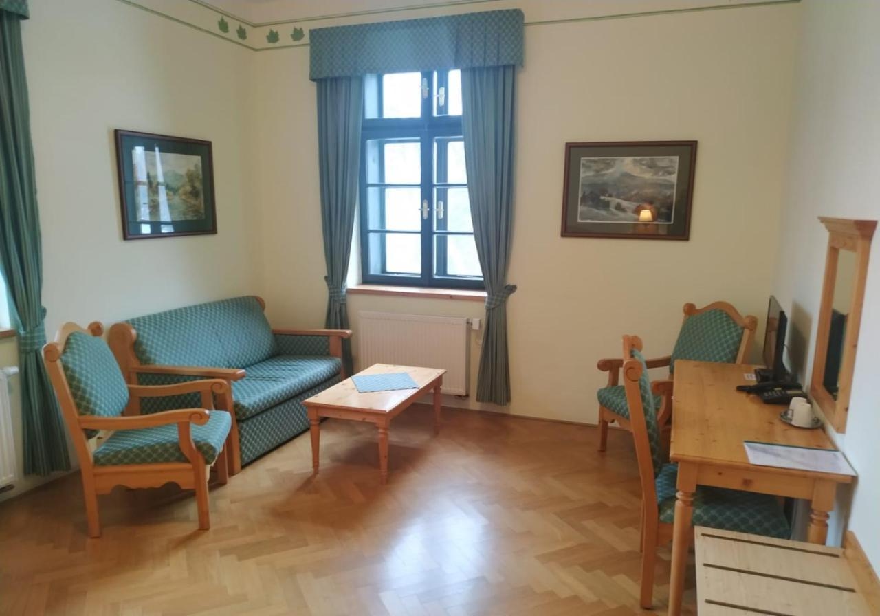 Hotel Svaty Tomas Přední Výtoň 외부 사진
